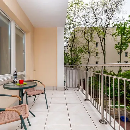 Madelaine By Renters Warsaw