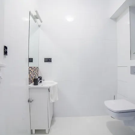 דירה Madelaine By Renters ורשה