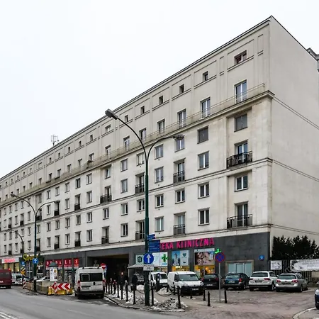 Madelaine By Renters * 바르샤바