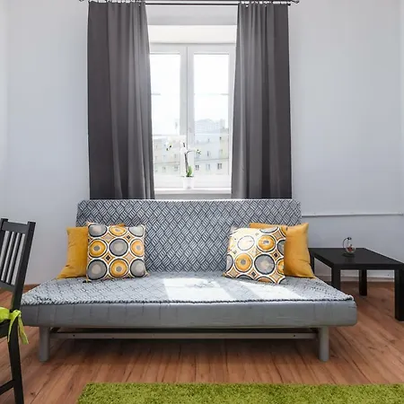 아파트 Madelaine By Renters *